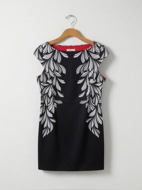 London Style Black & White Floral Boatneck Cap Sleeve Sheath Midi Dress NWOT